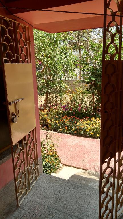 Pubali Homestay Болпур Екстериор снимка